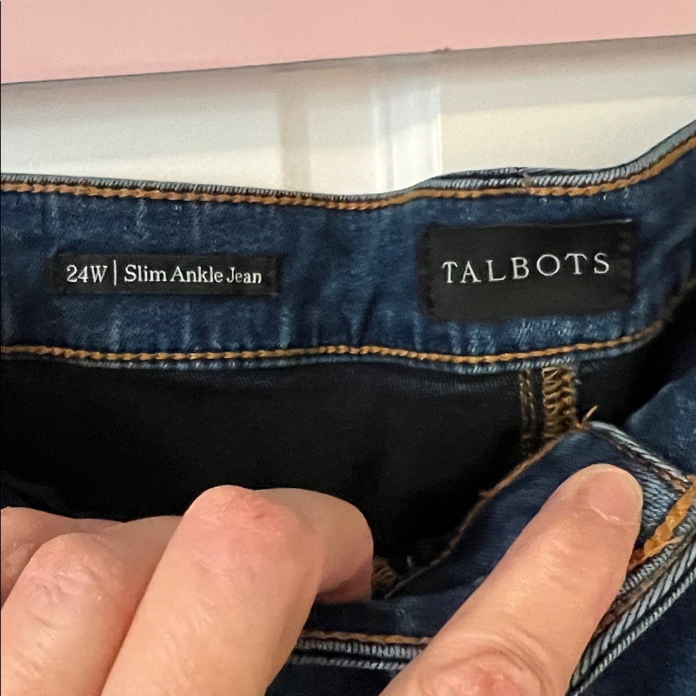 Talbots Plus Women’s Slim Ankle Jean Size 24W - Picture 3 of 5